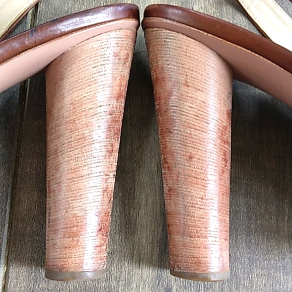 PRADA BROWN LEATHER PEEP TOE CORK HEELS WOMANS 39/9. - Picture 6 of 13